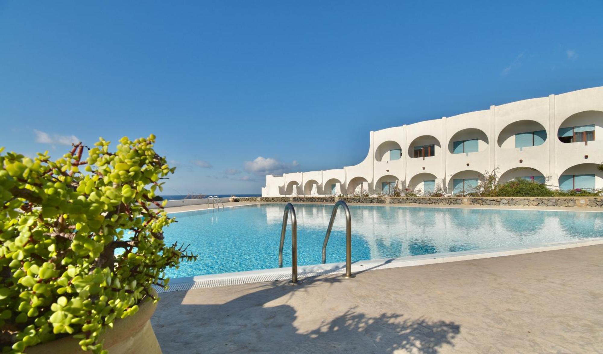 Cossyra Hotel Madonna Delle Grazie Екстериор снимка