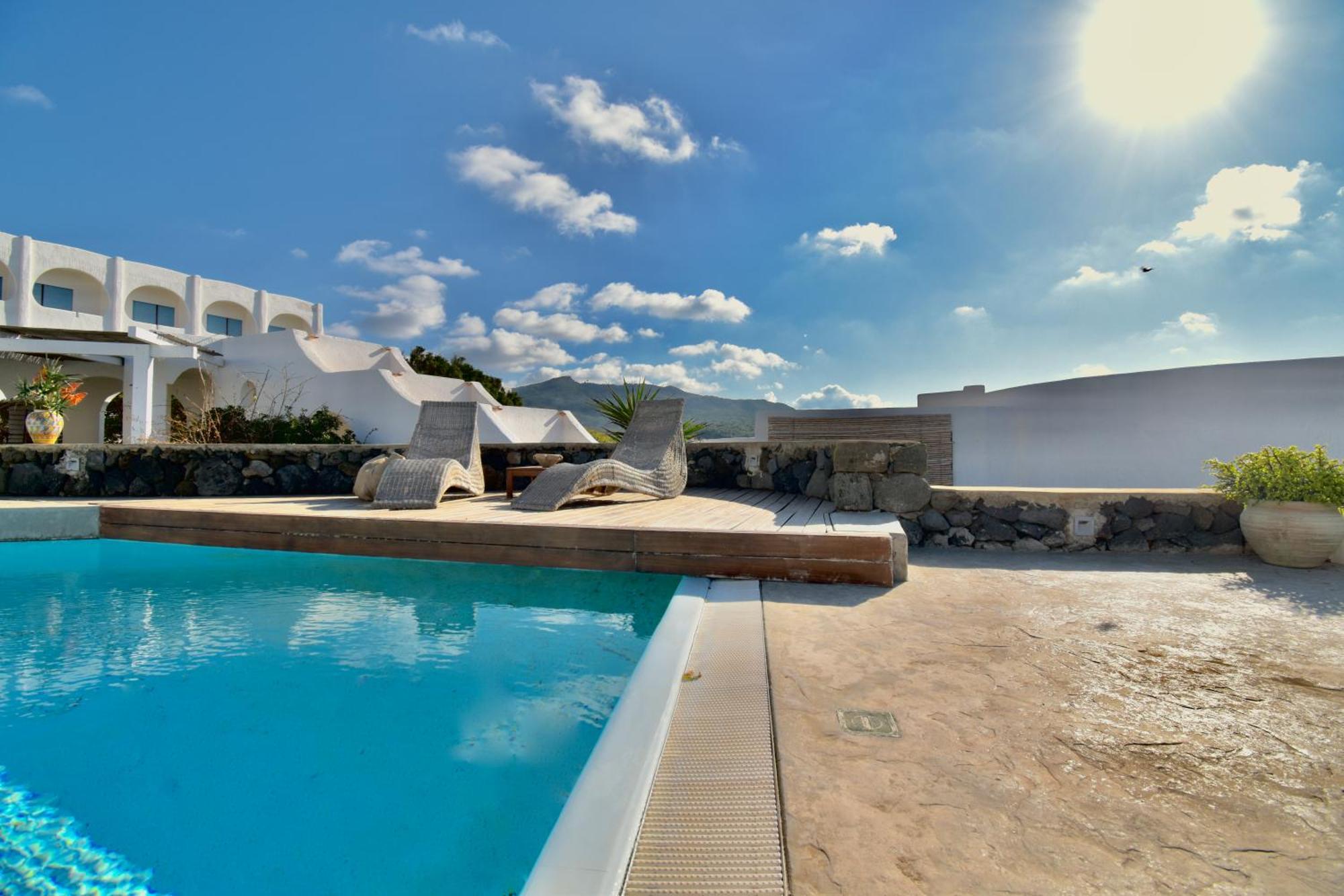 Cossyra Hotel Madonna Delle Grazie Екстериор снимка