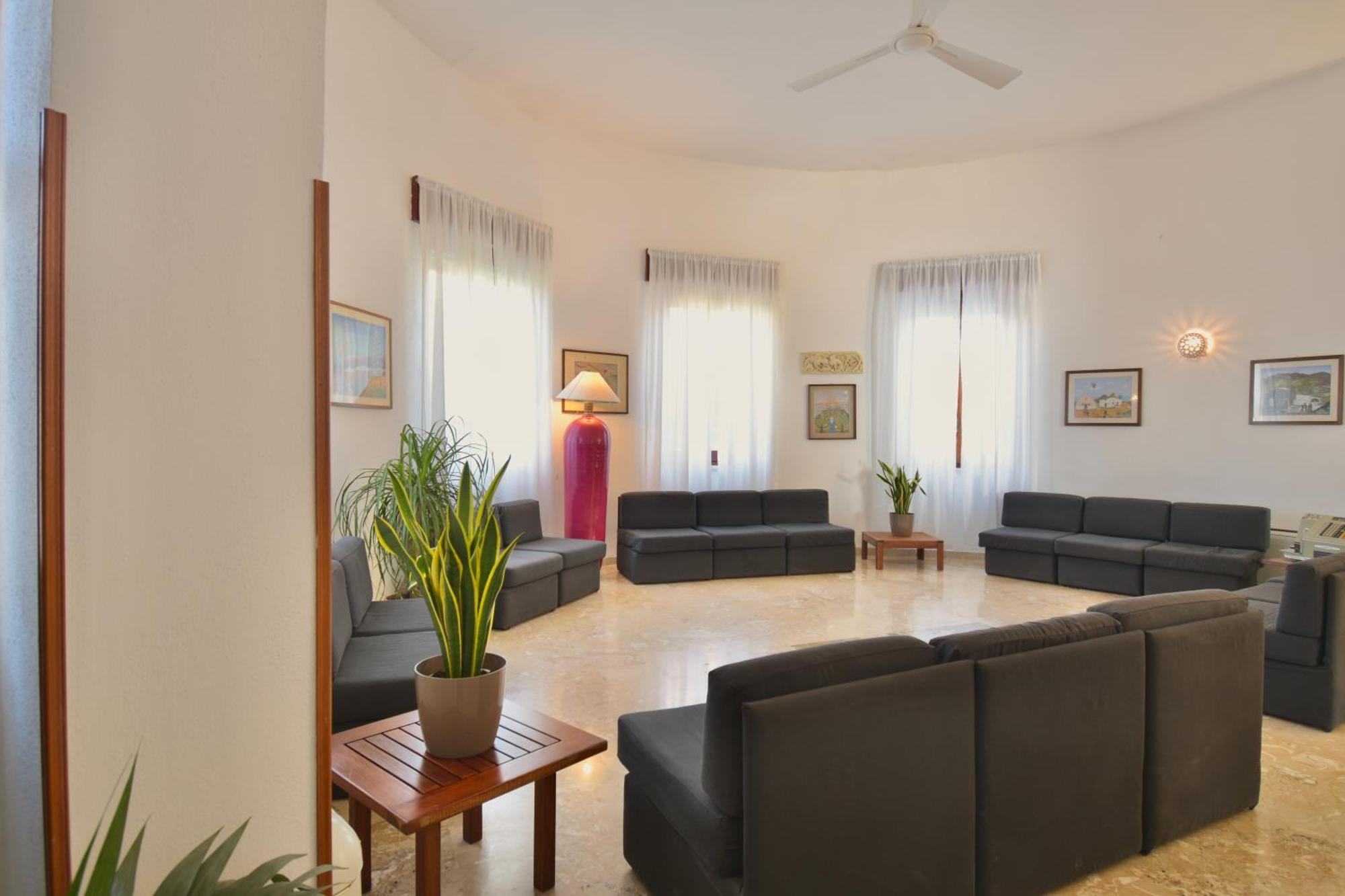 Cossyra Hotel Madonna Delle Grazie Екстериор снимка